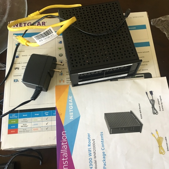 Netgear N300 Wireless N Router (WNR2000) - Picture 8 of 8